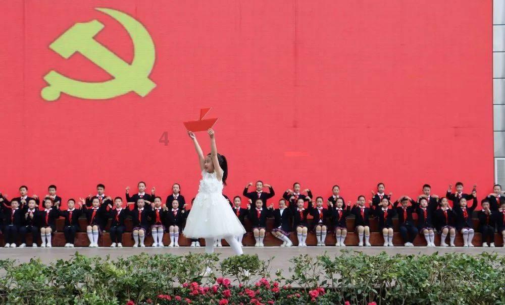 房东欠债法院能赶租客吗游戏画面